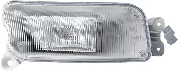 MIT-SUBISHI F420 FOG LAMP